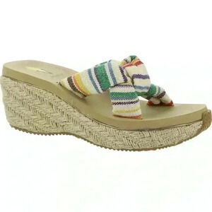 Volatile Sunridge women’s sandals, size 8, GUC